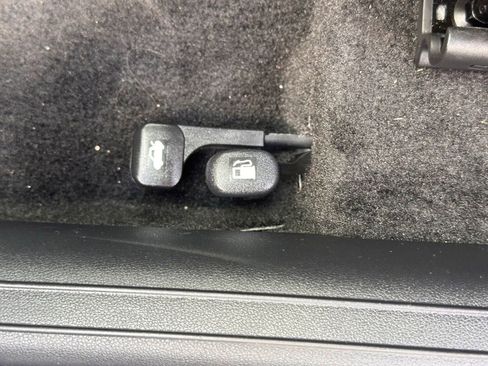 Certified 2026 Hyundai Elantra Sport image 22