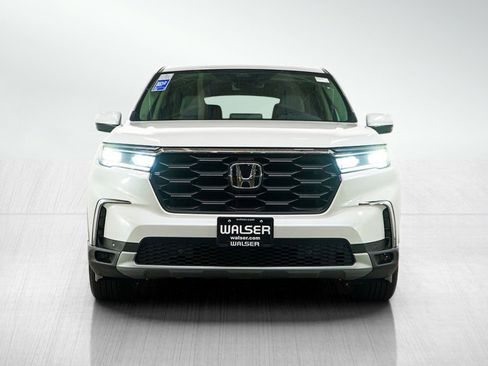 Used 2025 Honda Pilot EX-L image 8