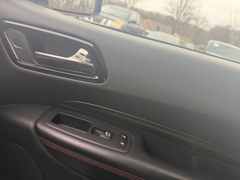 Used 2023 Dodge Durango GT image 34