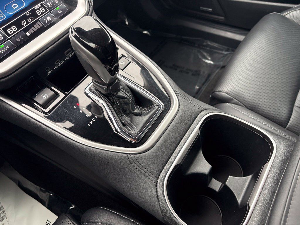 Certified 2023 Subaru Outback Touring AWD/4WD image 17