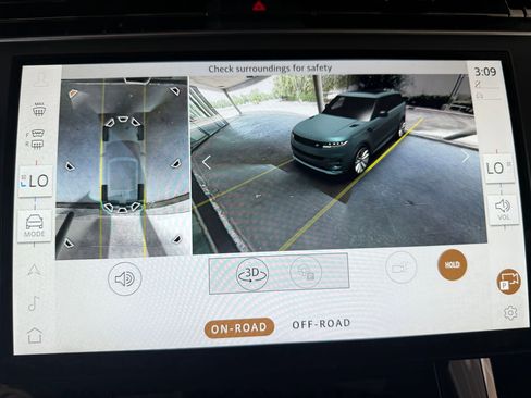 Certified 2025 Land Rover Range Rover Sport SE AWD/4WD image 21