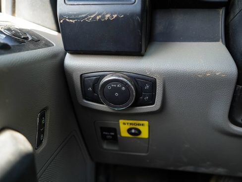 Used 2018 Ford F150 XL w/ Equipment Group 101A Mid AWD/4WD image 29