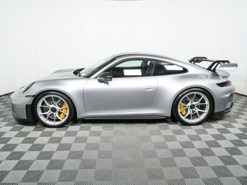Used 2026 Porsche 911 GT3 RWD image 2