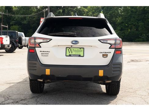 Used 2022 Subaru Outback Wilderness w/ Wilderness Package AWD/4WD image 7
