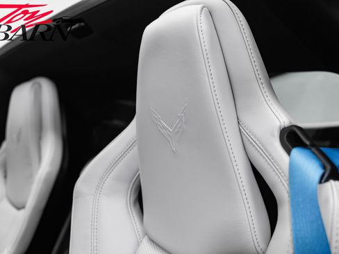 Used 2021 Chevrolet Corvette Stingray Preferred Cpe w/ Z51 Performance Package RWD image 31