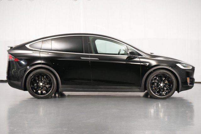 Used 2020 Tesla Model X Long Range AWD/4WD image 9