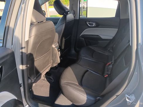 Used 2022 Jeep Compass Limited AWD/4WD image 14