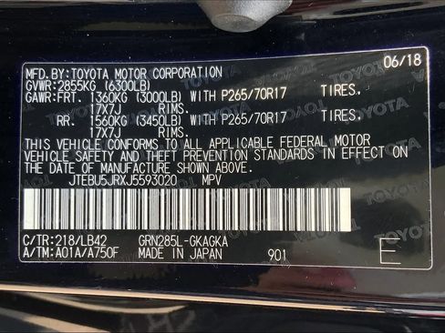 Used 2018 Toyota 4Runner SR5 Premium AWD/4WD image 38