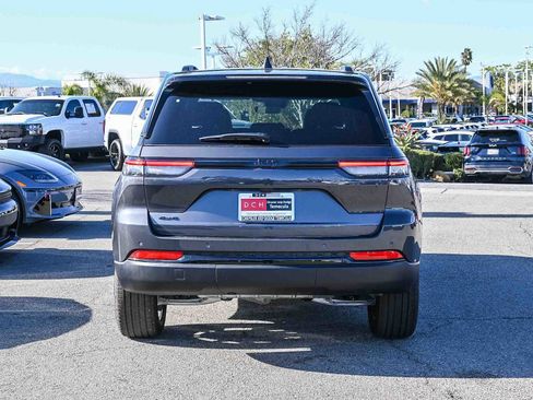 New 2025 Jeep Grand Cherokee Limited image 5