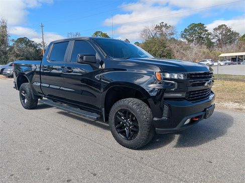 Used 2021 Chevrolet Silverado 1500 LT Trail Boss w/ Bed Protection Package image 2