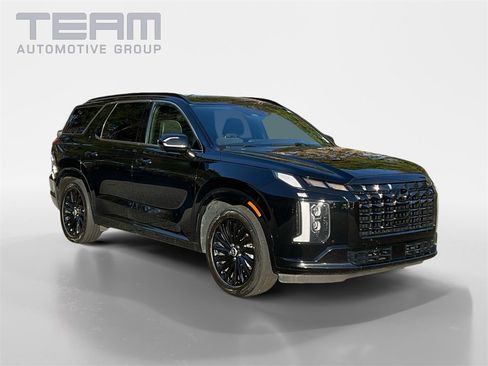 Used 2024 Hyundai Palisade Calligraphy image 1