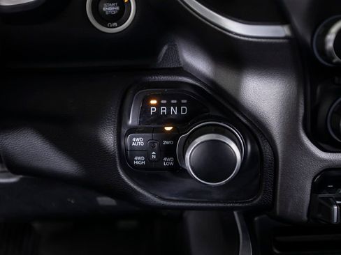 Used 2020 RAM 1500 Big Horn AWD/4WD image 33