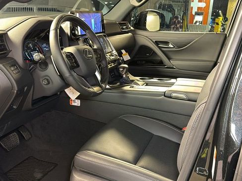 New 2026 Lexus LX 600 4WD w/ Luxury Package image 15