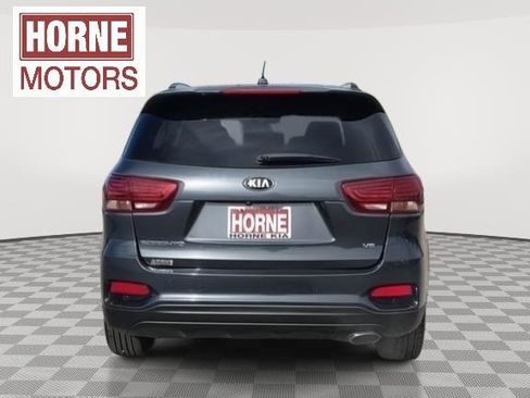 Used 2020 Kia Sorento S image 7