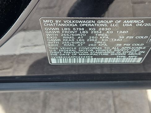 Certified 2023 Volkswagen Atlas Cross Sport SEL AWD/4WD image 8