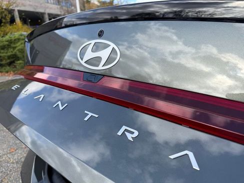 New 2026 Hyundai Elantra Sport image 7