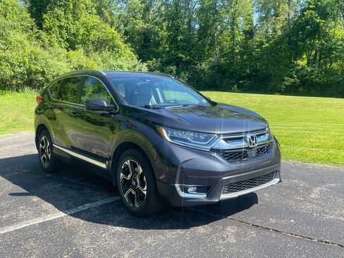 Used 2019 Honda CR-V Touring image 1