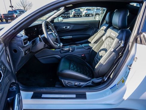 Used 2025 Ford Mustang GT Premium w/ GT Performance Package image 31