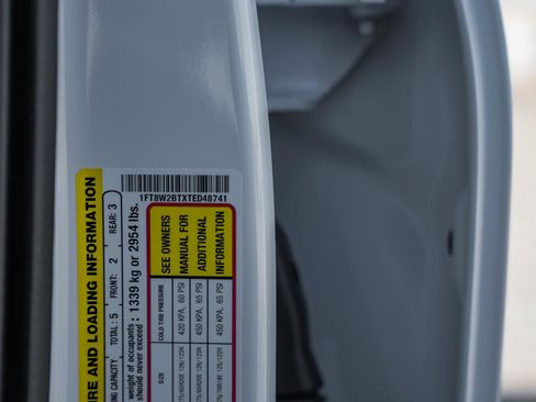 New 2026 Ford F250 Lariat w/ Chrome Package image 48