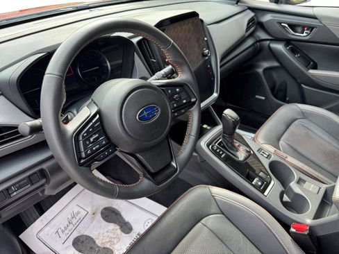 Used 2024 Subaru Crosstrek 2.5i Limited image 3