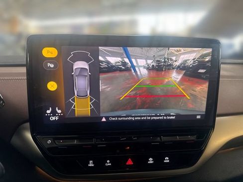 Certified 2023 Volkswagen ID.4 Pro RWD image 24