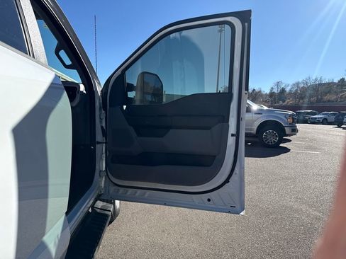 Certified 2023 Ford F250 XL image 28