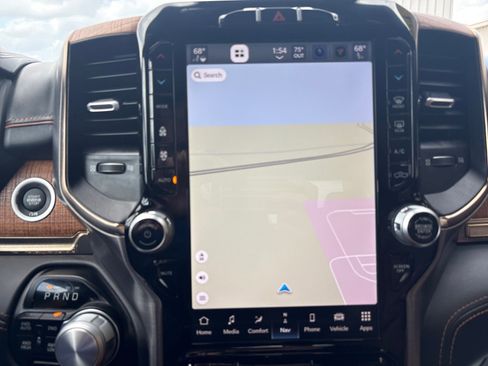 Used 2024 RAM 1500 Limited w/ Off Road Group image 26