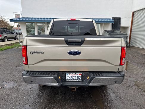 Used 2017 Ford F150 XLT w/ Equipment Group 302A Luxury image 4