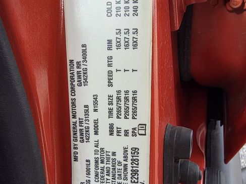 Used 2009 HUMMER H3T Luxury image 30