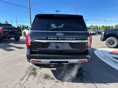 Certified 2024 Ford Expedition Limited AWD/4WD image 4