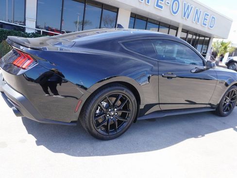 Certified 2025 Ford Mustang GT image 6