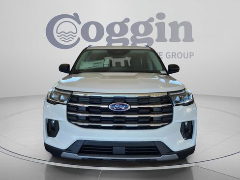 New 2026 Ford Explorer Active w/ Active Comfort Package RWD image 9