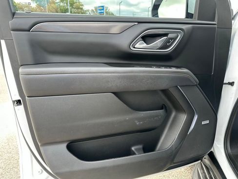 Used 2023 GMC Yukon AT4 AWD/4WD image 32