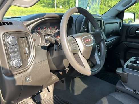 Used 2024 GMC Sierra 1500 Pro w/ Graphite Edition AWD/4WD image 15