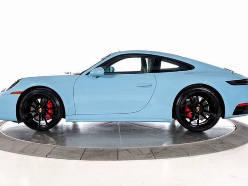 Used 2024 Porsche 911 Carrera 4S image 2