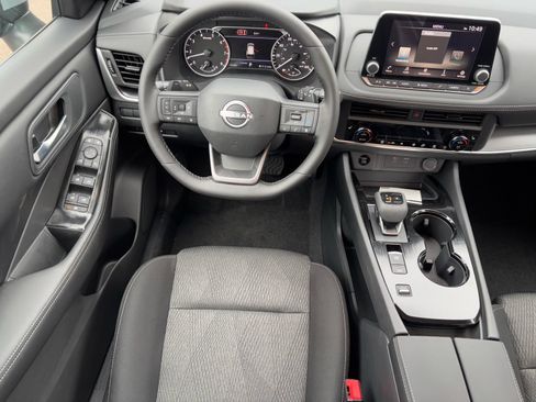 New 2026 Nissan Rogue SV w/ Cold Weather Package FWD image 15
