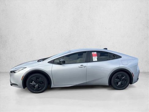 New 2026 Toyota Prius LE FWD image 5
