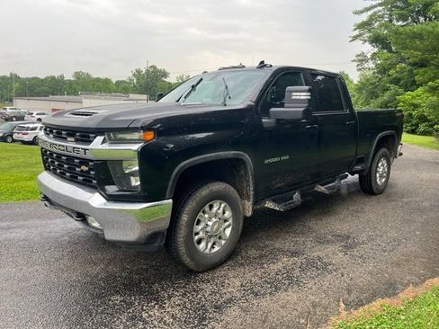 Used 2023 Chevrolet Silverado 2500 LT w/ Convenience Package AWD/4WD image 8