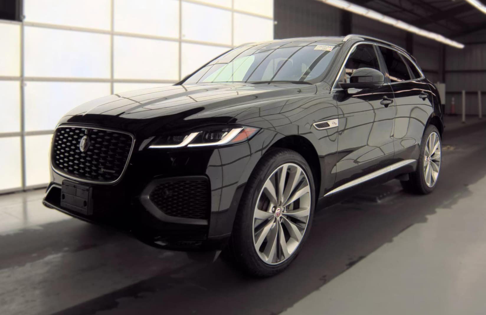 Used 2021 Jaguar F-PACE R-Dynamic S AWD/4WD image 1
