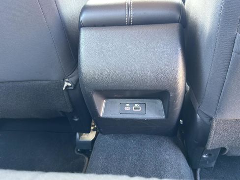 Used 2024 Nissan Altima 2.5 SV image 22