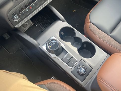 New 2025 Ford Bronco Sport Outer Banks w/ Outer Banks Tech Package+ image 23