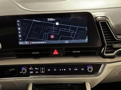 Used 2024 Kia Sportage EX image 22