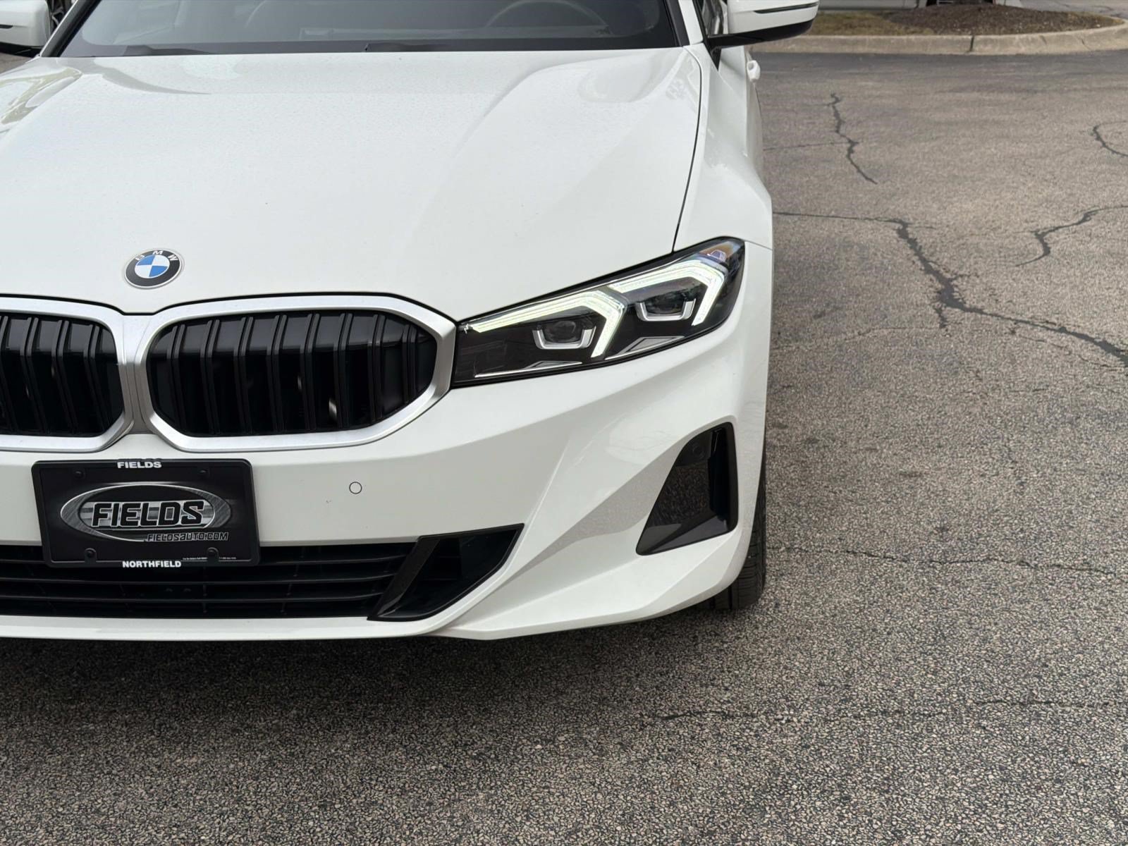 Certified 2023 BMW 330i xDrive Sedan w/ Premium Package AWD/4WD image 18