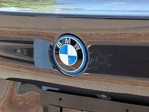 Used 2025 BMW i5 eDrive40i RWD image 36