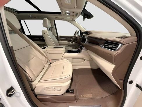 Certified 2023 GMC Yukon XL Denali image 27