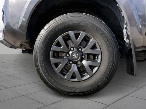 Used 2023 Toyota Tacoma SR5 image 7