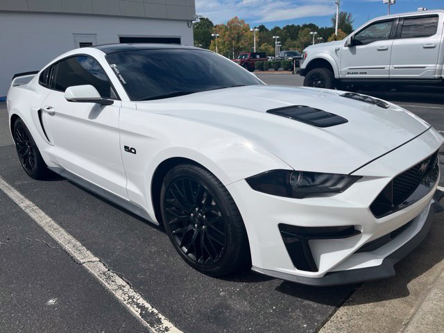 Used 2019 Ford Mustang GT w/ GT Performance Package RWD image 2