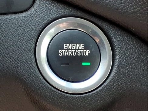 Used 2024 Chevrolet Equinox LT FWD image 24