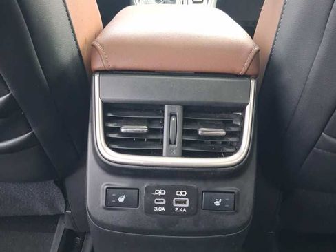 Used 2023 Subaru Outback Touring AWD/4WD image 25