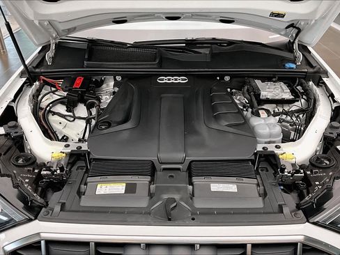 Certified 2023 Audi Q7 2.0T Premium w/ Convenience Package AWD/4WD image 30